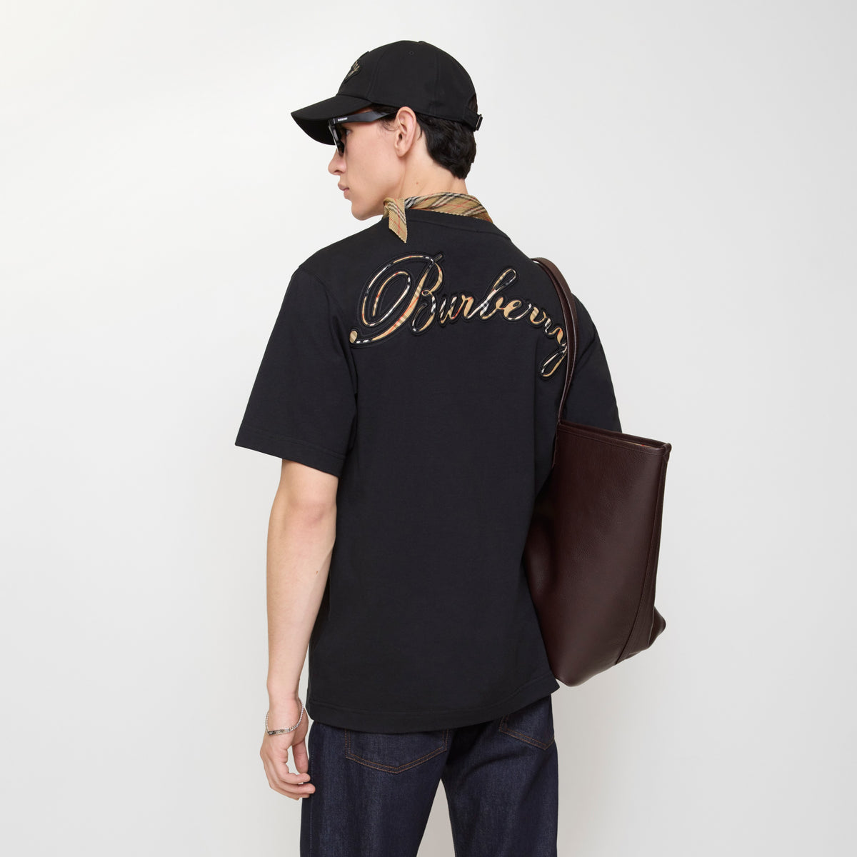 Burberry Desenli Siyah T-Shirt