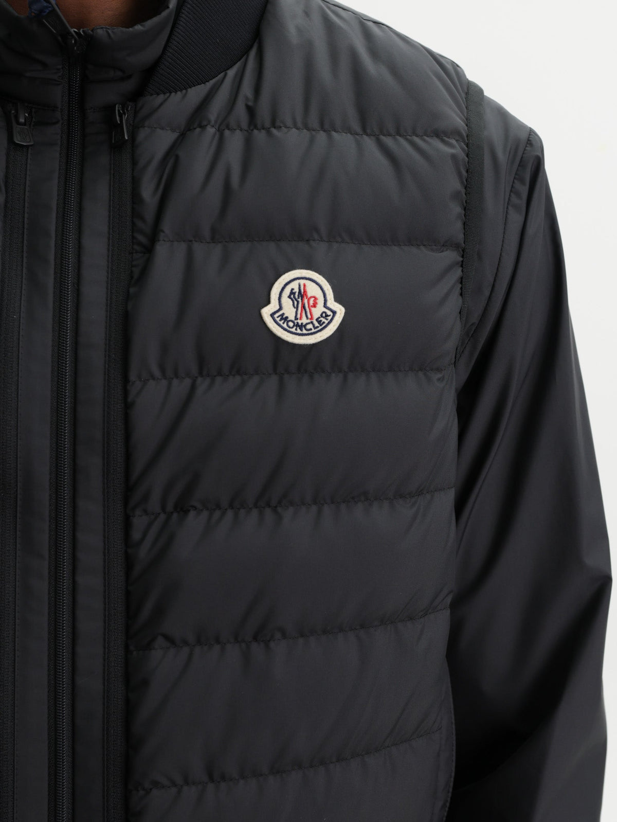 Moncler Verney Siyah Ceket-Yelek