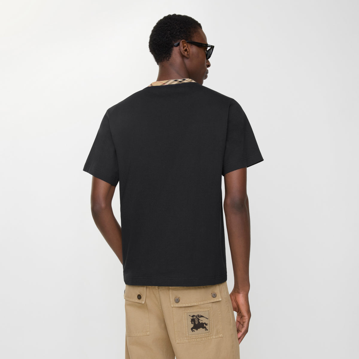 Burberry Ekose Kenarlı Pamuklu Siyah T-Shirt