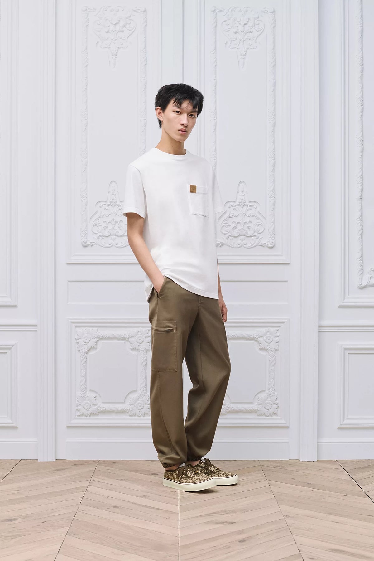 Dior Cepli Beyaz T-Shirt , Rahat Kesim