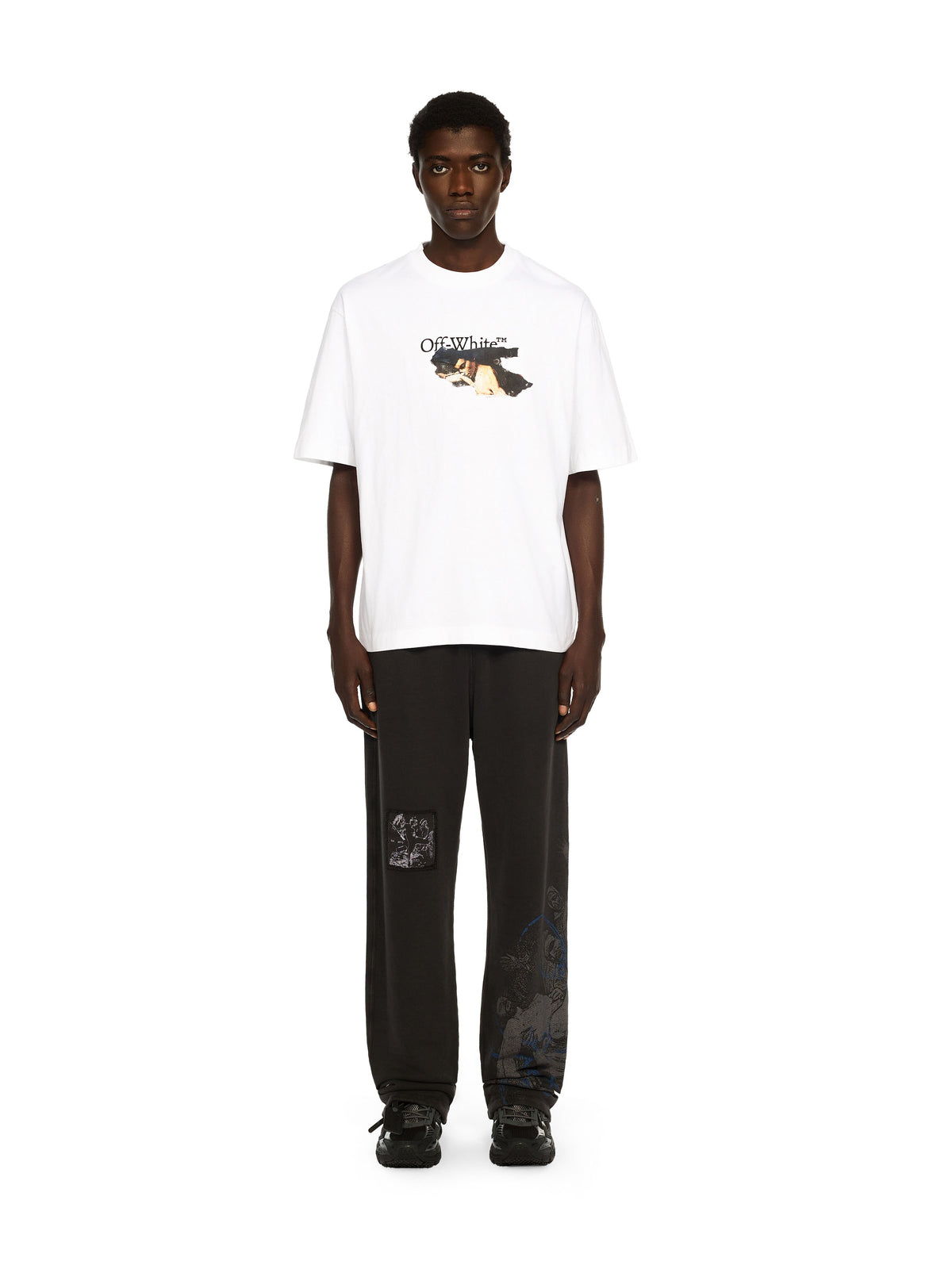 Off White Beyaz Boyalı Ok Kaykay Logolu Siyah T-Shirt