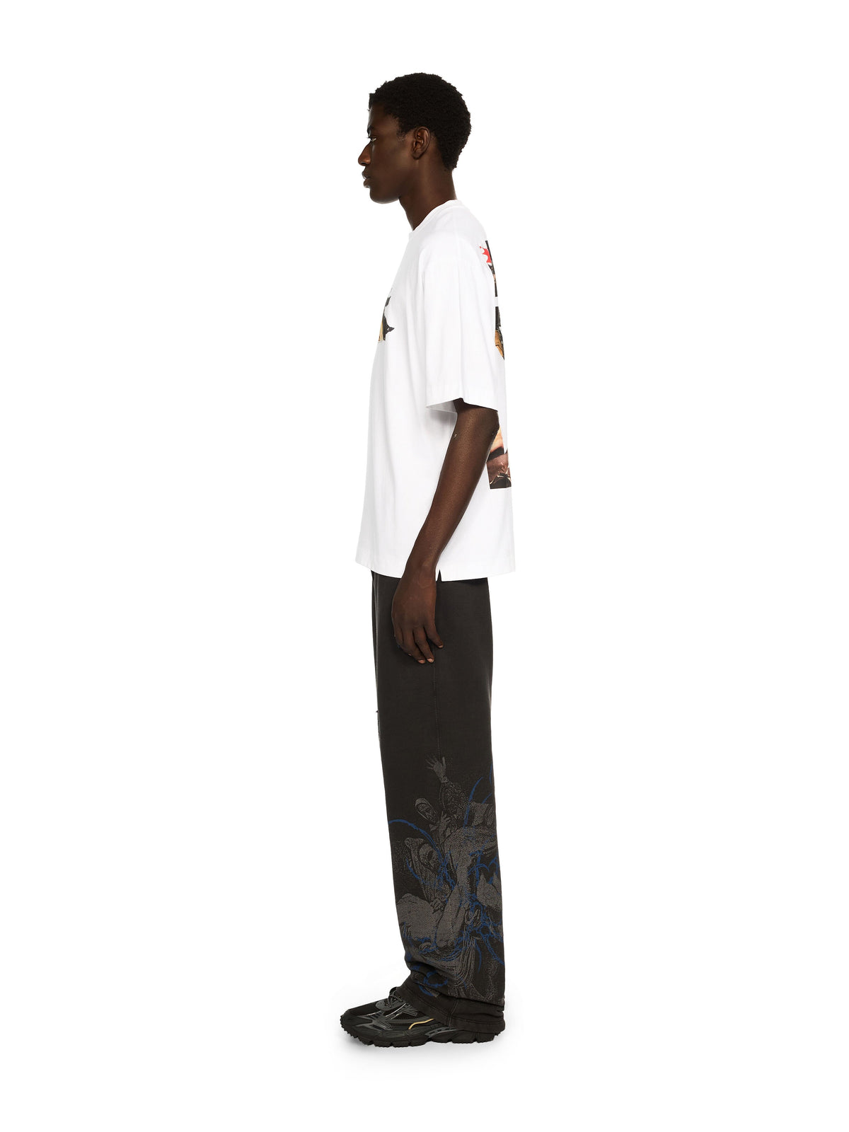 Off White Beyaz Boyalı Ok Kaykay Logolu Siyah T-Shirt