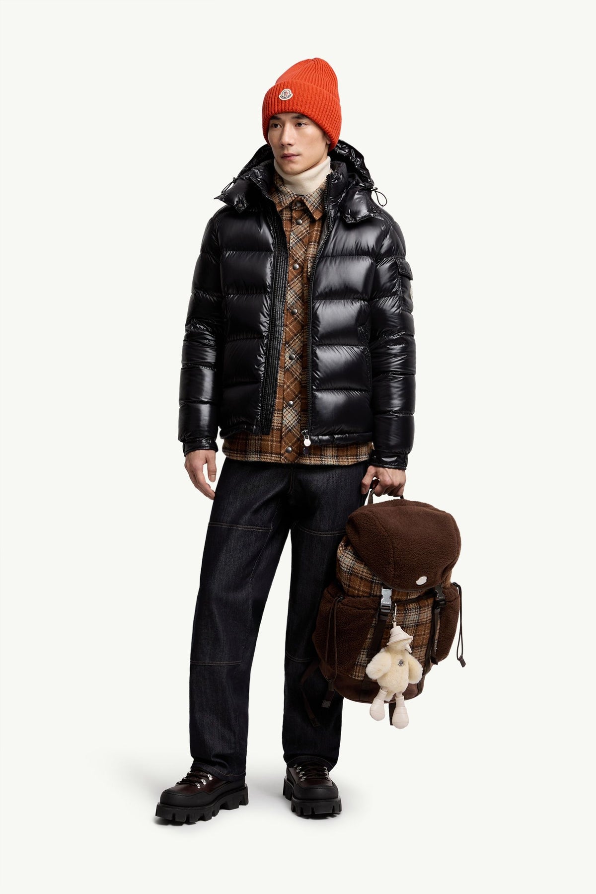 Moncler Maya Kapüşonlu Kısa Kaz Tüyü Mont