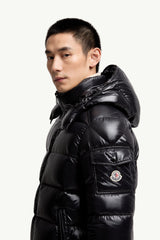 Moncler Maya Kapüşonlu Kısa Kaz Tüyü Mont