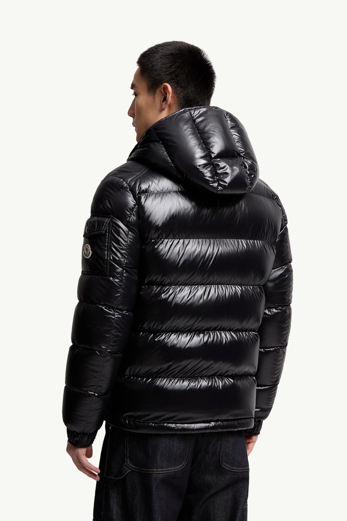 Moncler Maya Kapüşonlu Kısa Kaz Tüyü Mont